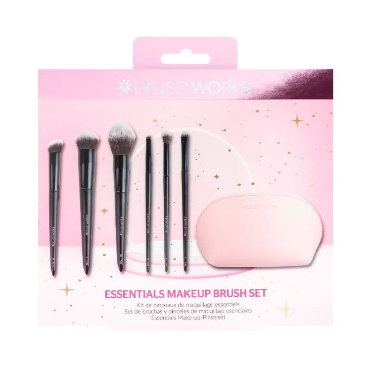MAKEUP BRUSHES