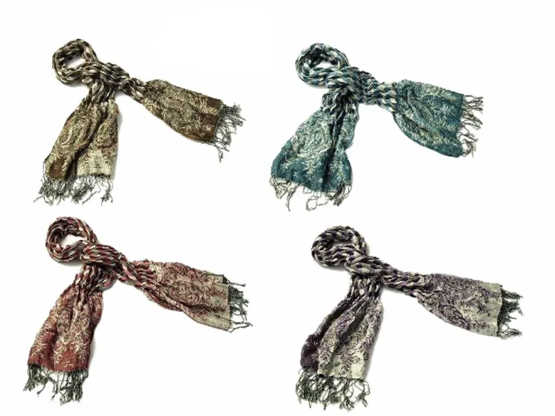 PAISLEY PLEAT SCARF
