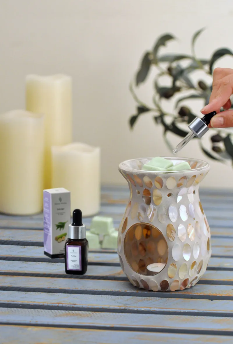 NATURAL ALMOND TEA LIGHT OIL BURNER L-444